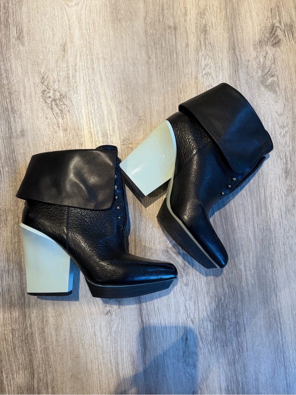 3.1 Phillip Lim Black Leather Fold-Over Cuff Ankle Boots White Sculpted Heel 37